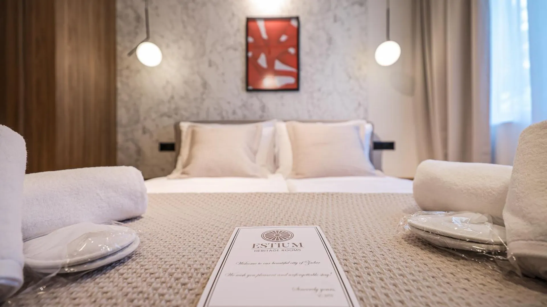 Estium Luxury Rooms Zára